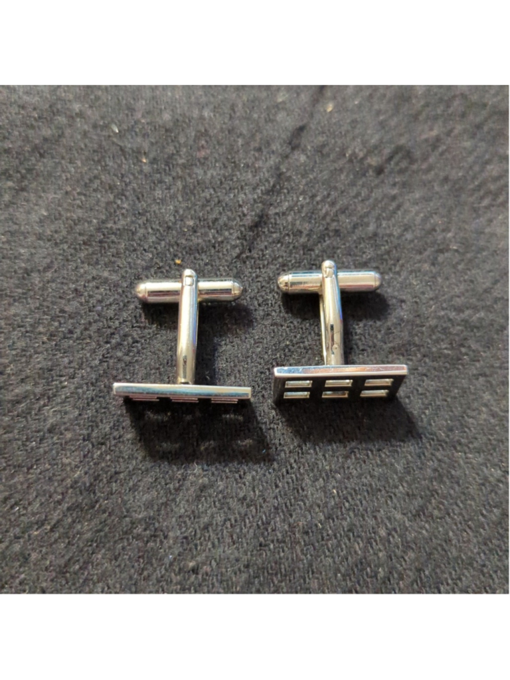 Silver Tone Rectangular Window Pane Grid Cufflinks - Picture 2 of 5